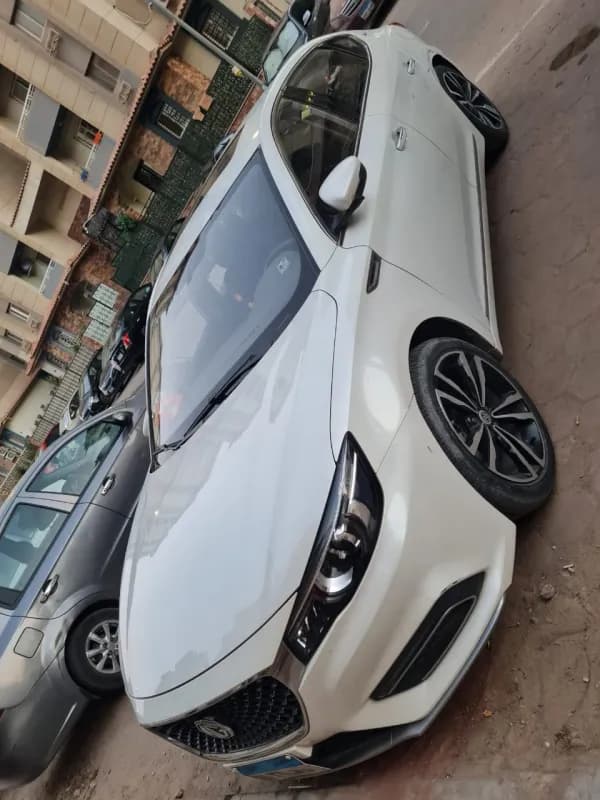 ام جي 6 2022 تروفي  أبيض أوتوماتيك — مستعملة