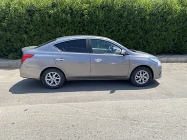 Nissan Sunny 2022 2nd Category Gray Automatic — Used - 3