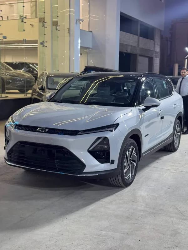 Chevrolet Captiva 2026 Ev  White Automatic — New