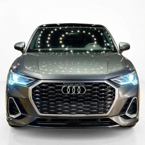 Audi Q3 2024 Sline Gray Automatic — Used - 1