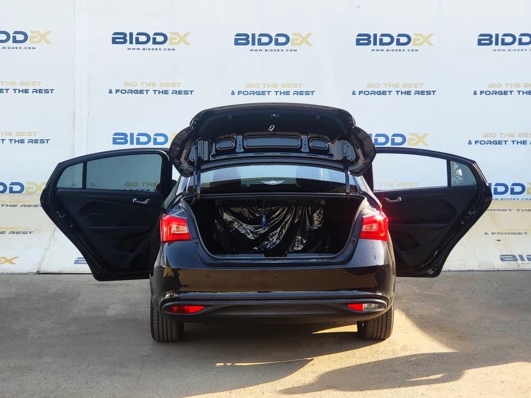 Chery اريزو 2022 هاي لاين أسود أوتوماتيك — مستعملة