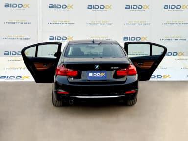 BMW 320i 2015 Luxury Black Automatic — Used - 4