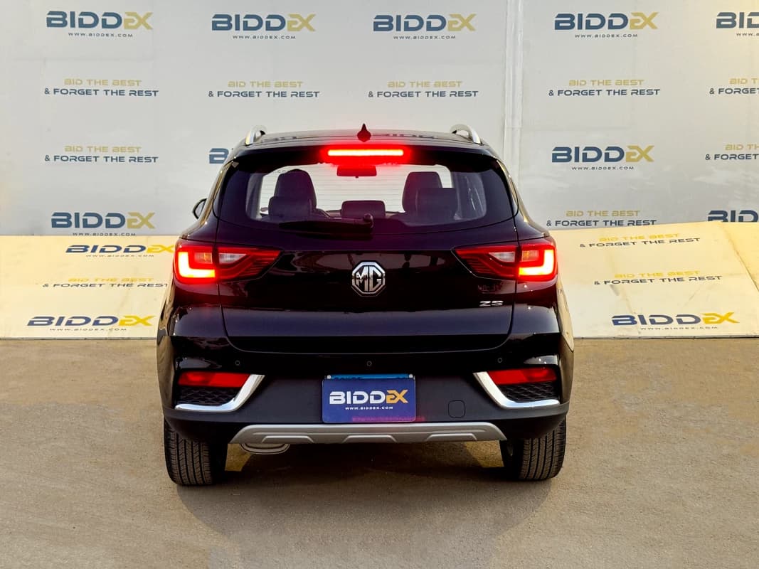 MG ZS 2024 كومفورت أسود أوتوماتيك — مستعملة