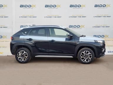 Suzuki Fronx 2024 جي ال اكس ايه /تي أسود أوتوماتيك — جديدة - 3