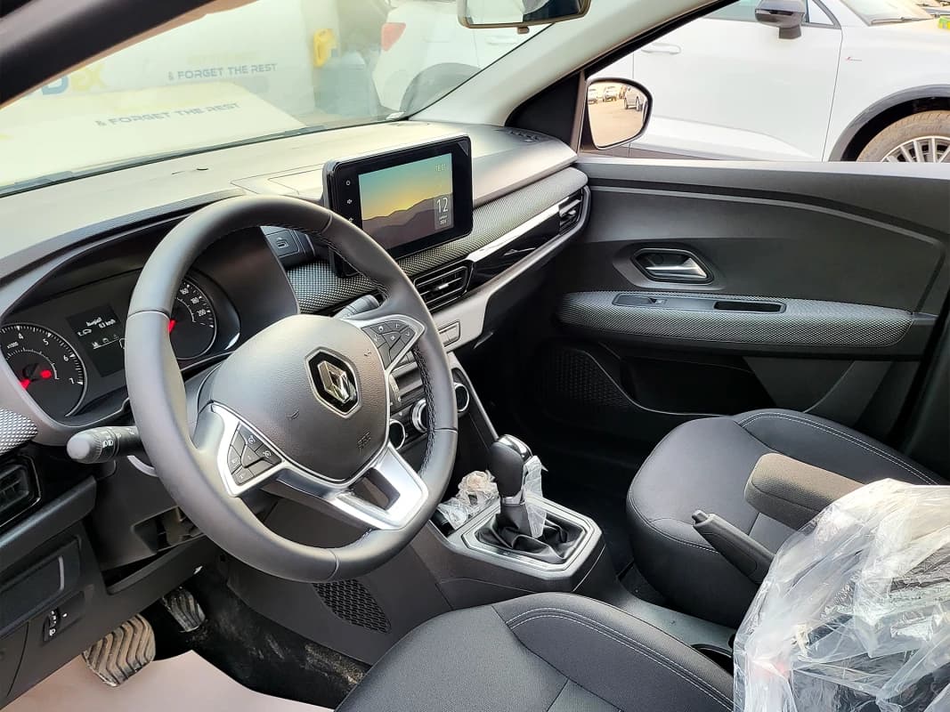 Renault Taliant 2025 بي 2 تيكنو أسود أوتوماتيك — جديدة
