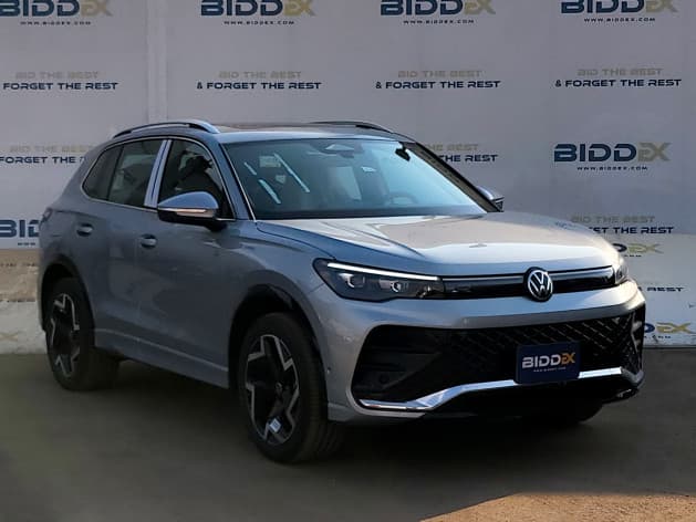 Volkswagen Tiguan 2024 ار لاين فضي أوتوماتيك — جديدة