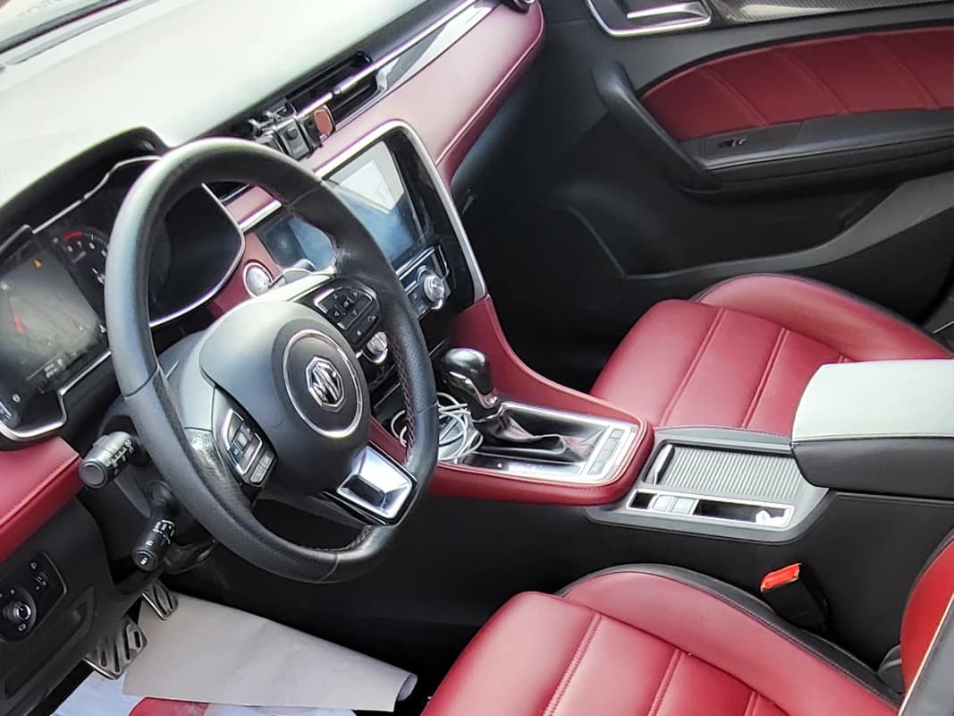 MG 6 2021 لاكشري أسود أوتوماتيك — مستعملة