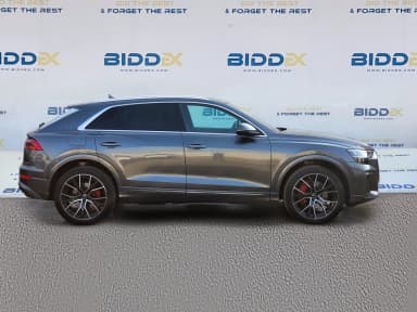 Audi Q8 2024 اس لاين أبيض أوتوماتيك — جديدة - 2