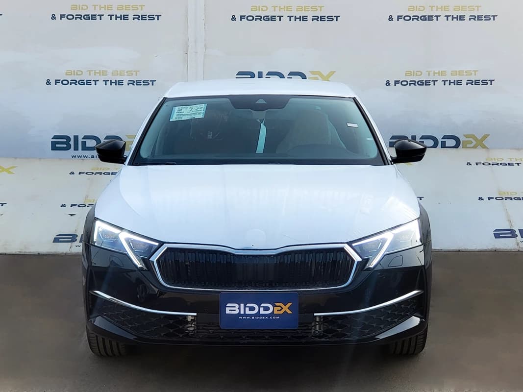 Skoda Octavia A8 2025 Suite Black Automatic — New