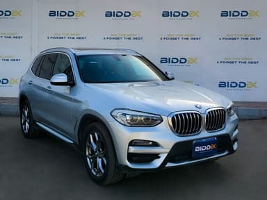 BMW X3 2019  فضي أوتوماتيك — مستعملة - 1