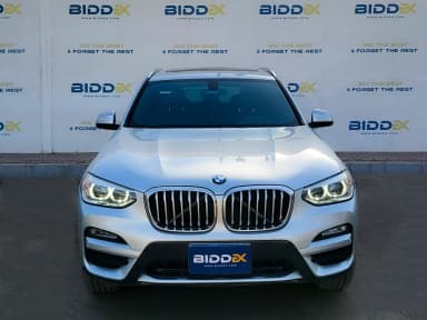 BMW X3 2019  فضي أوتوماتيك — مستعملة - 2