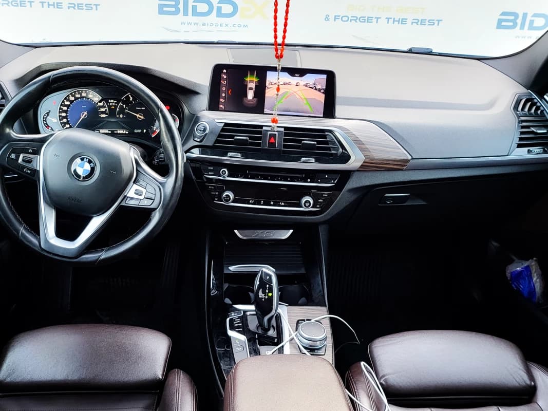 BMW X3 2019  فضي أوتوماتيك — مستعملة