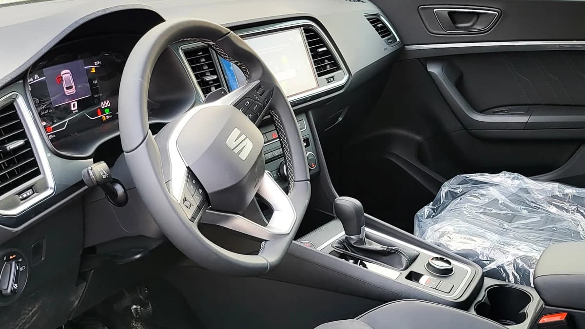 Seat اتيكا 2025 ستايل بلس أبيض أوتوماتيك — جديدة