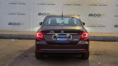 Fiat Tipo 2021  بني أوتوماتيك — مستعملة - 3