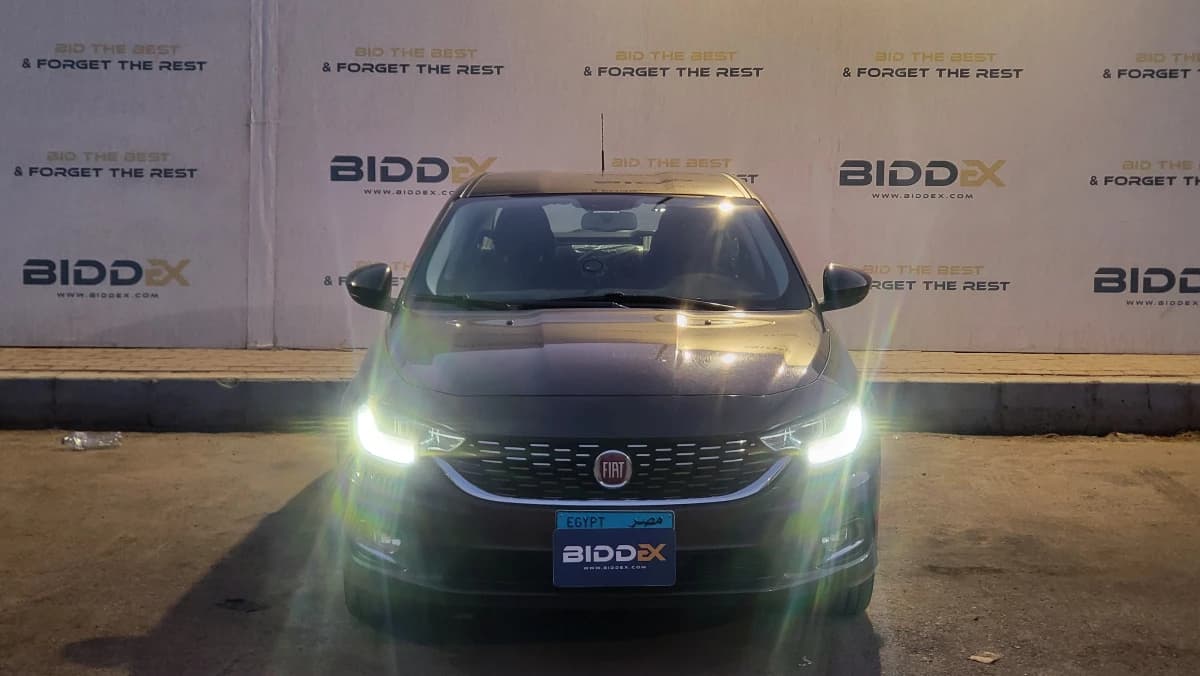 Fiat Tipo 2021  بني أوتوماتيك — مستعملة