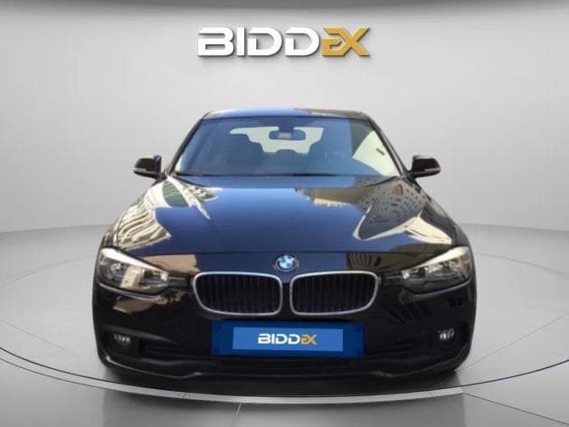 بي ام دبليو 318i 2016 - Image