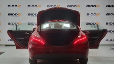 Mercedes-Benz CLA 200 2023 ايه ام جي فضي أوتوماتيك — مستعملة - 3