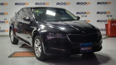 Skoda Superb 2022 امبيشن أسود أوتوماتيك — جديدة - 1