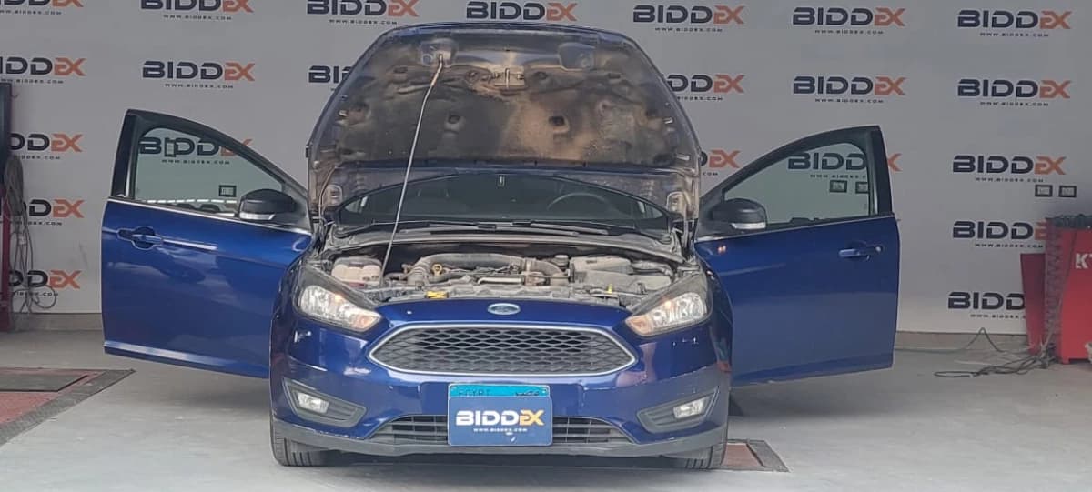 Ford Focus 2017 اول فئة  أزرق أوتوماتيك — مستعملة