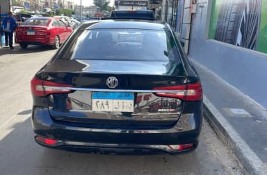 MG 5 2022 Luxury Black Automatic — Used - 2