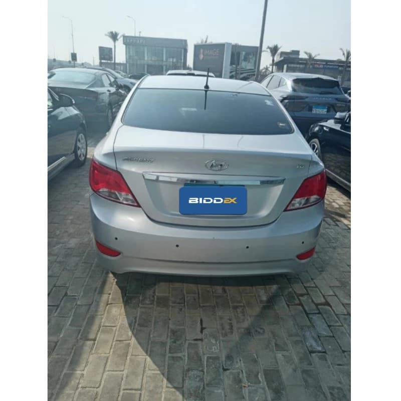 Hyundai Accent RB 2024 هاي لاين فضي أوتوماتيك — مستعملة