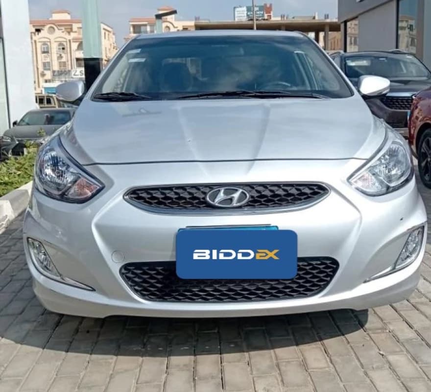 Hyundai Accent RB 2024 هاي لاين فضي أوتوماتيك — مستعملة