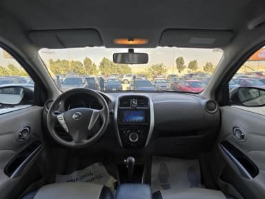 Nissan Sunny 2021 سوبر صالون ذهبي أوتوماتيك — مستعملة - 4