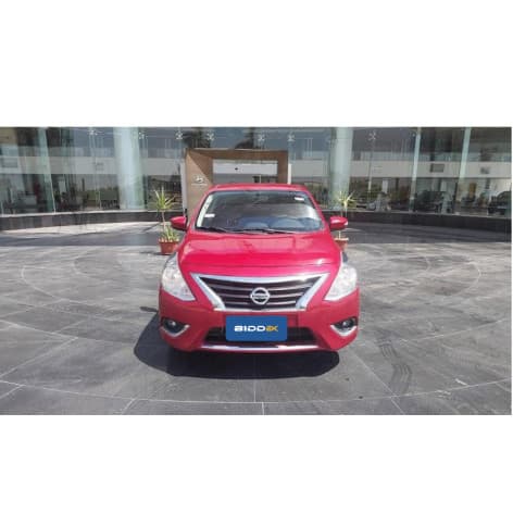 Nissan Sunny 2023 سوبر صالون أحمر أوتوماتيك — مستعملة