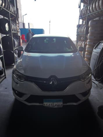 Renault Megane 2020 سيجنتشر  wo/wp أبيض أوتوماتيك — مستعملة