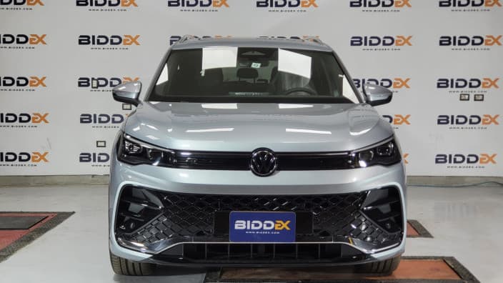 Volkswagen Tiguan 2025 ار لاين فضي أوتوماتيك — جديدة - 1