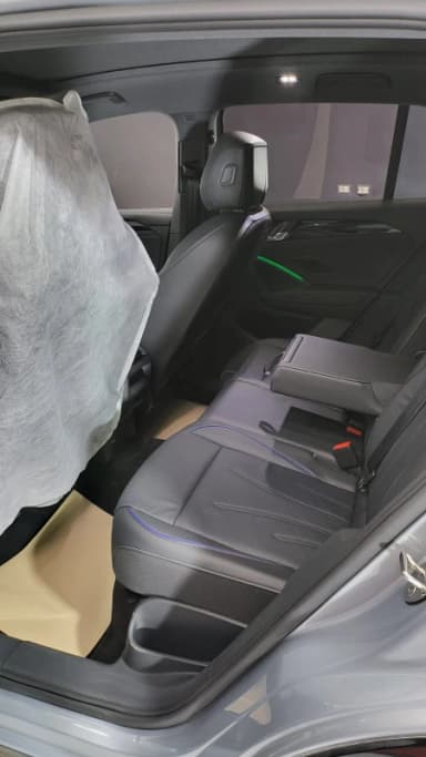 Volkswagen Tiguan 2024 ار لاين فضي أوتوماتيك — جديدة - 3