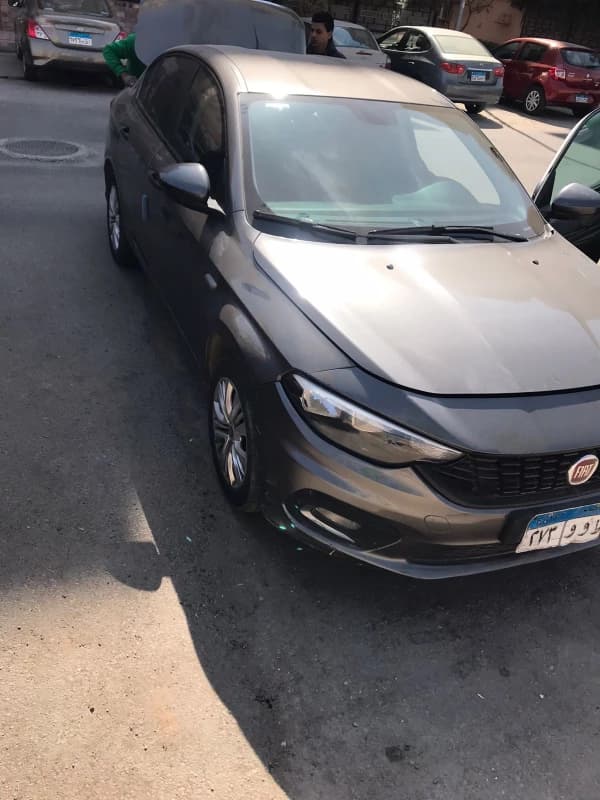 Fiat Tipo 2019 بيز لاين بني أوتوماتيك — مستعملة