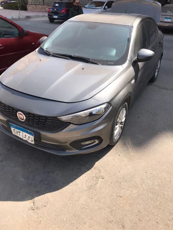 Fiat Tipo 2019 بيز لاين بني أوتوماتيك — مستعملة