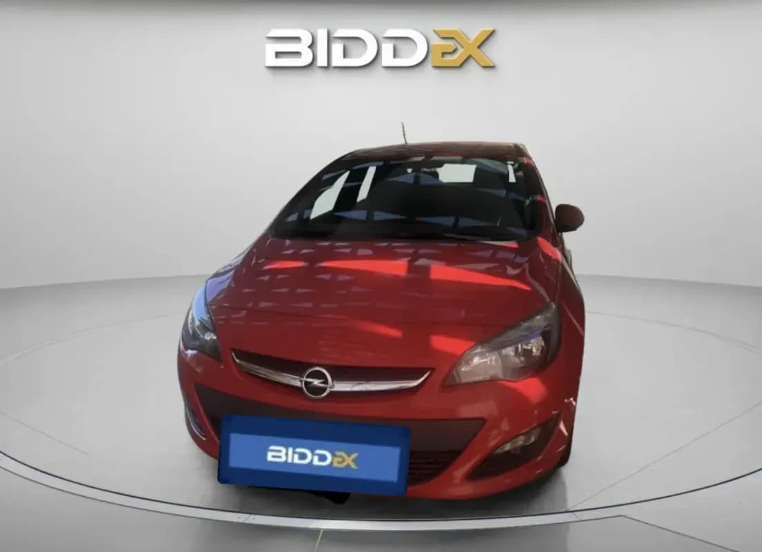 أوبل استرا 2021