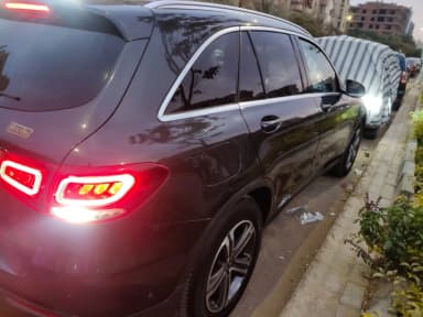 Mercedes-Benz GLC 200 2021 ايه ام جي رمادي أوتوماتيك — مستعملة - 2
