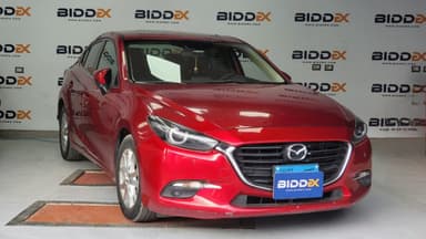Mazda 3 2019 هاي لاين أحمر أوتوماتيك — مستعملة - 1