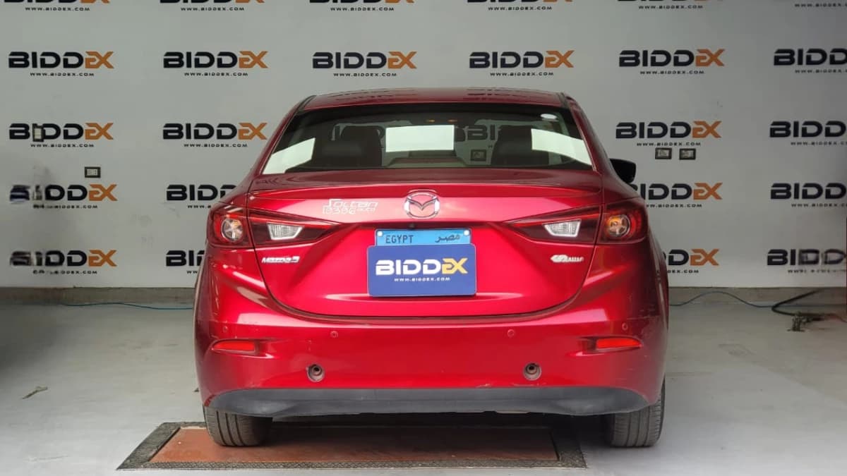Mazda 3 2019 هاي لاين أحمر أوتوماتيك — مستعملة