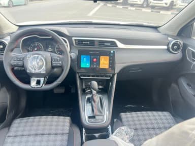 MG ZS 2025 كومفورت فضي أوتوماتيك — مستعملة - 4