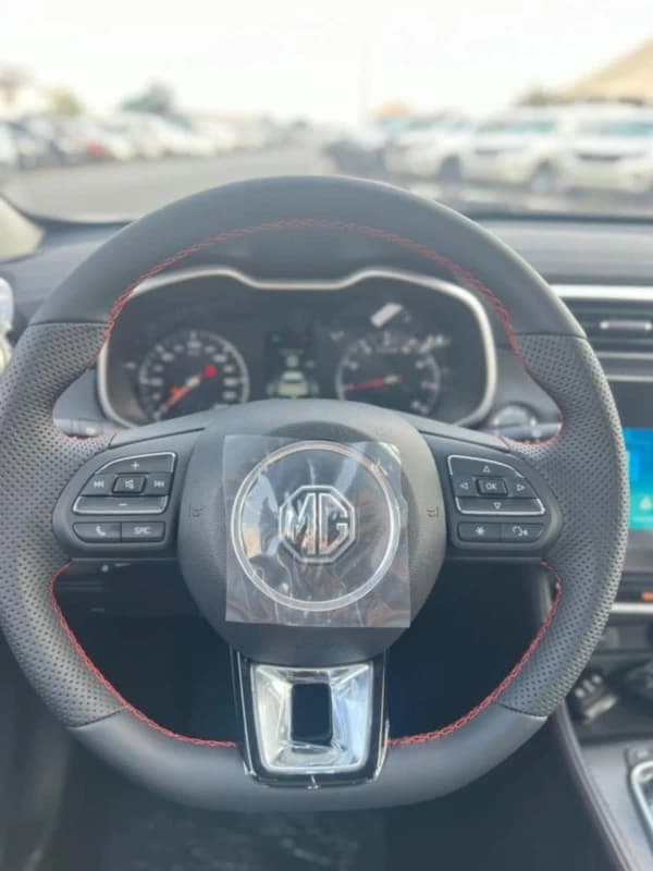 MG ZS 2025 كومفورت فضي أوتوماتيك — مستعملة