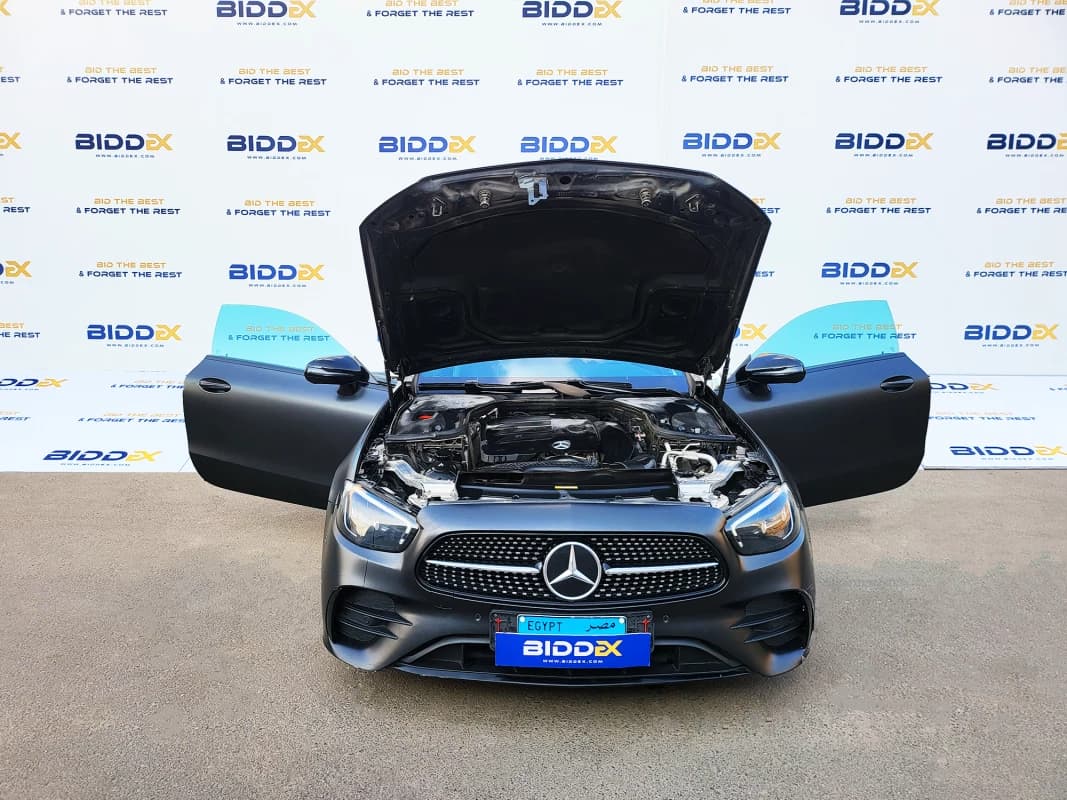 Mercedes-Benz E200 COUPE AMG 2022 ايه ام جي رمادي أوتوماتيك — مستعملة