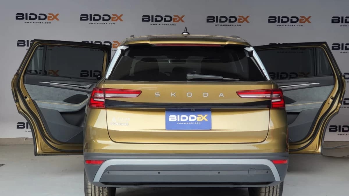Skoda KODIAQ 2025 Lounge Gold Automatic — Used
