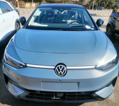 Volkswagen ID 7  2024 برو أزرق سماوي أوتوماتيك — جديدة - 3