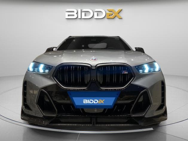 BMW X6 2025 Carbon fiber package Gray Automatic — Used - 1
