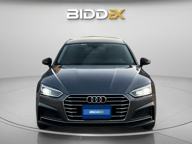 أودي A5 2018 اس لاين رمادي أوتوماتيك — مستعملة