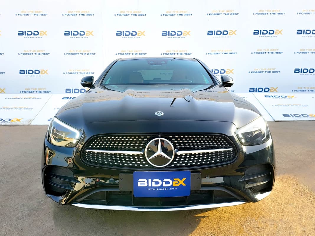 Mercedes-Benz E200 2024 اي ام جي فولي لوديد أسود أوتوماتيك — جديدة