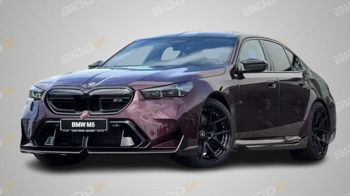 BMW M5 2025 New generation Purple Automatic — Used - 1