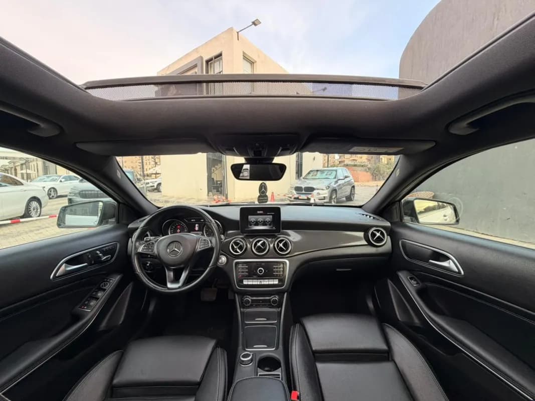 مرسيدس بنز GLA 200 2020