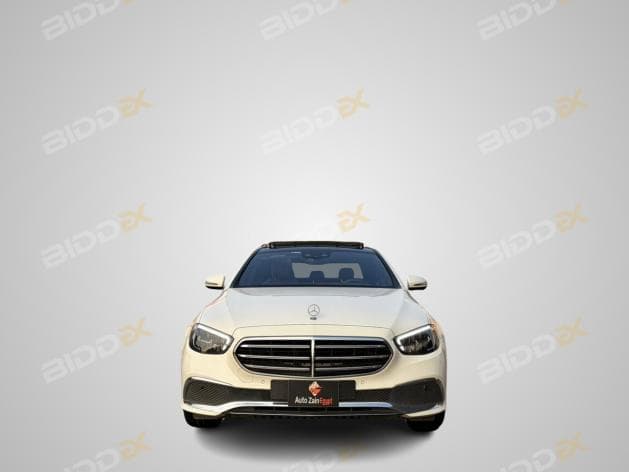 Mercedes-Benz E300 2021 Exclusive White Automatic — Used - 1
