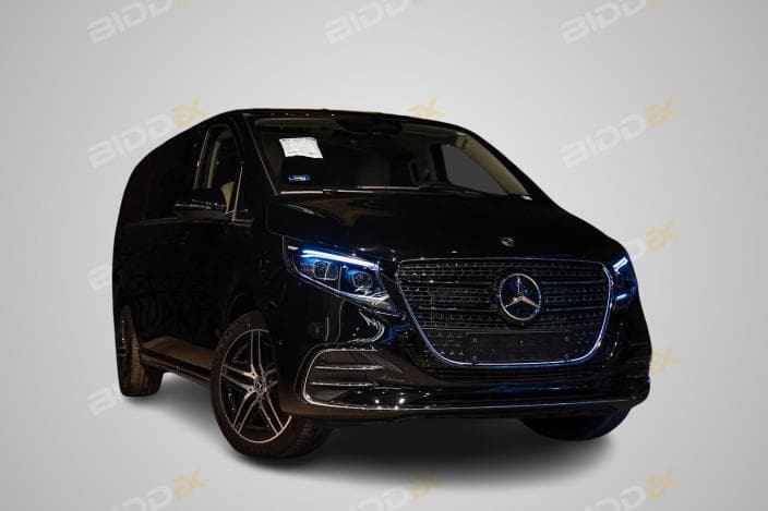 مرسيدس بنز V300 فيانو 2026 ايه ام جي في اّي بي سيتس فولي لوديد أسود أوتوماتيك — جديدة - 1