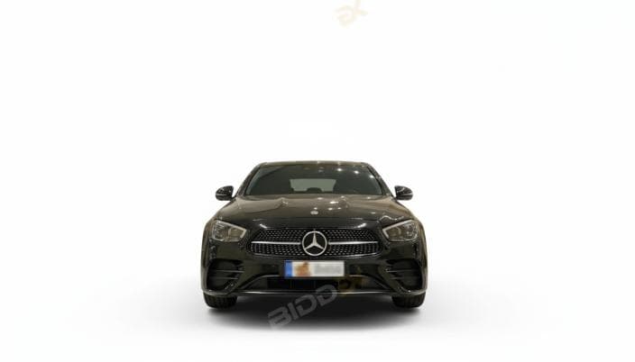 مرسيدس بنز E200 2021 ايه ام جي أسود أوتوماتيك — مستعملة - 1
